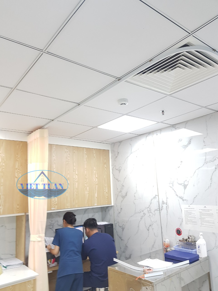 Lắp rèm y tế kháng khuẩn tại Bệnh viện thẩm mỹ GANG WHOO (578 Cộng Hòa - Tân Bình)